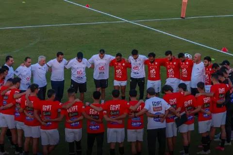 الموعد والقناة الناقلة لمباراة منتخب مصر ضد الجزائر استعدادا لكأس العرب